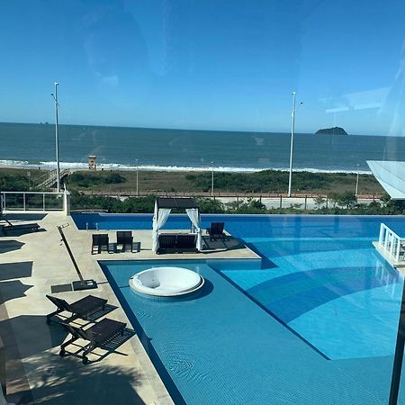 Bali Beach Home Club Rogga Beira Mar - Balneario Piçarras Екстериор снимка