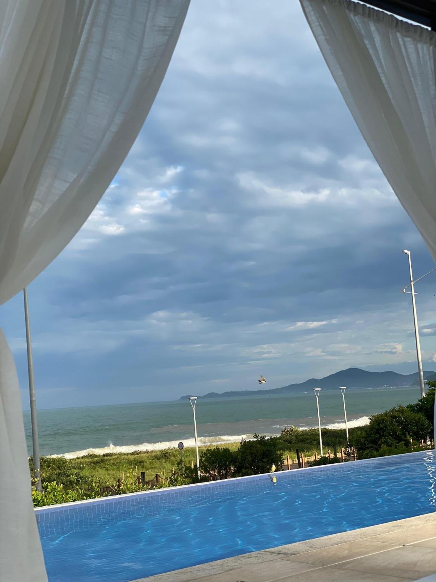 Bali Beach Home Club Rogga Beira Mar - Balneario Piçarras Екстериор снимка